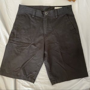 Men’s 31 Volcom chino shorts